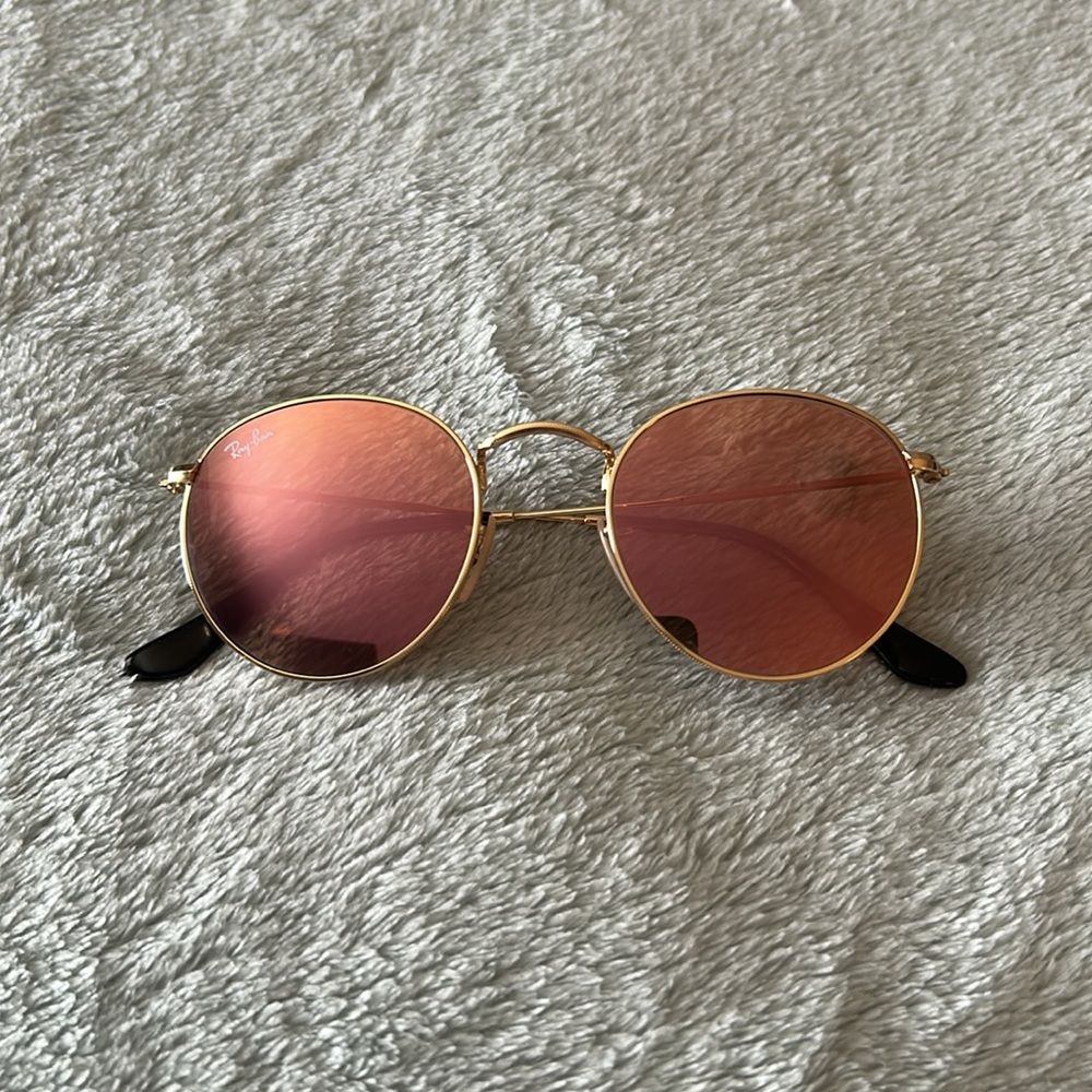 Ray-Ban Round Flat Lenses Sunglasses